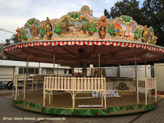 komplettt erneuert 2018: Weißbierkarussell Fahrenschon am 16.09.2018 (©foto: Martin Schmitz)